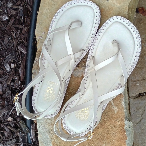 Vince Camuto White Leather Sandals Made In Brazil Women's Size 8.5 Like New! - Picture 3 of 5